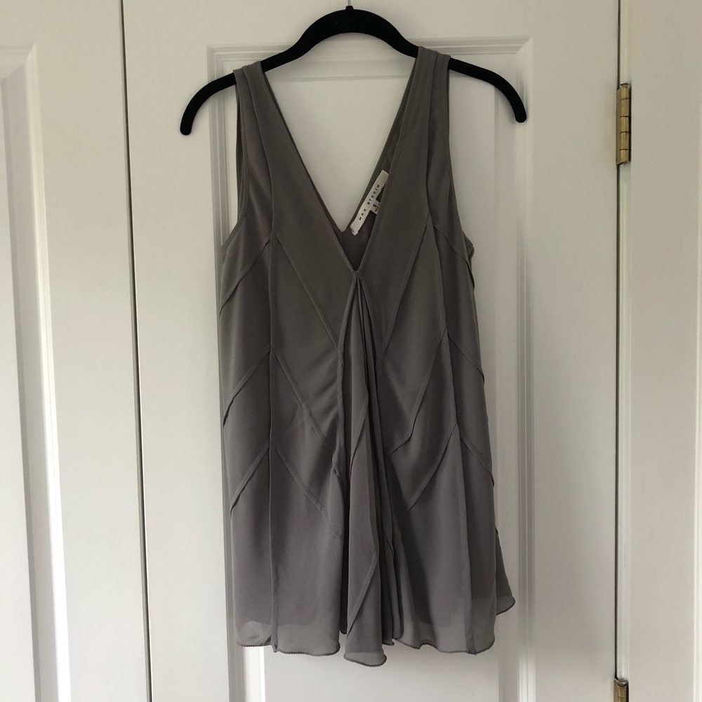Max Studio sleeveless blouse. Size S.